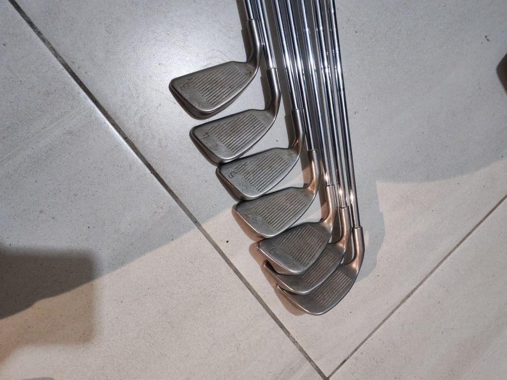 Golfe Conjunto ferros PING ZING 2