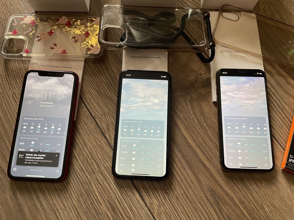 2x Apple iPhone 11 - 128Gb - 1x Apple iPhone XS 512Gb