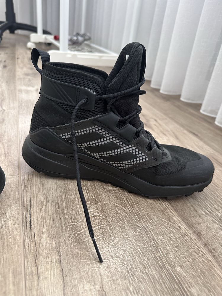 Зимові чоботи Adidas Goretex