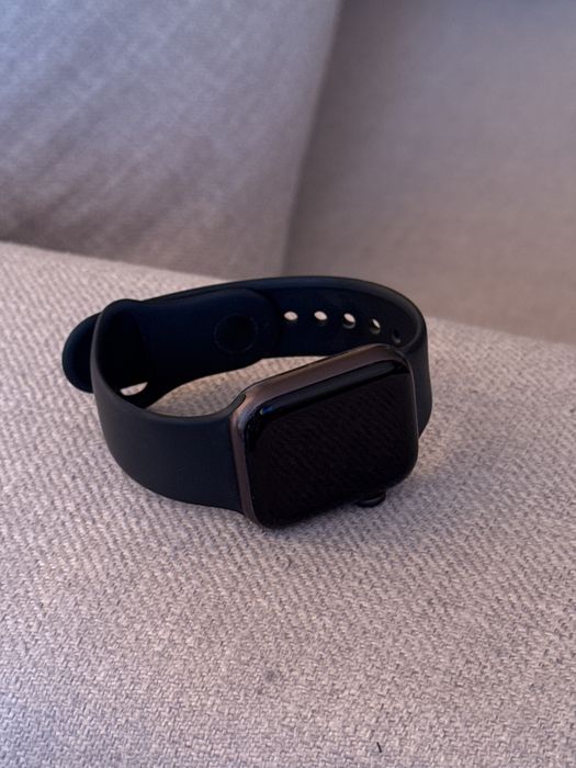 Apple watch 5 series