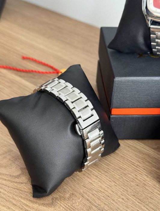 Часы с цифоровым циферблатом