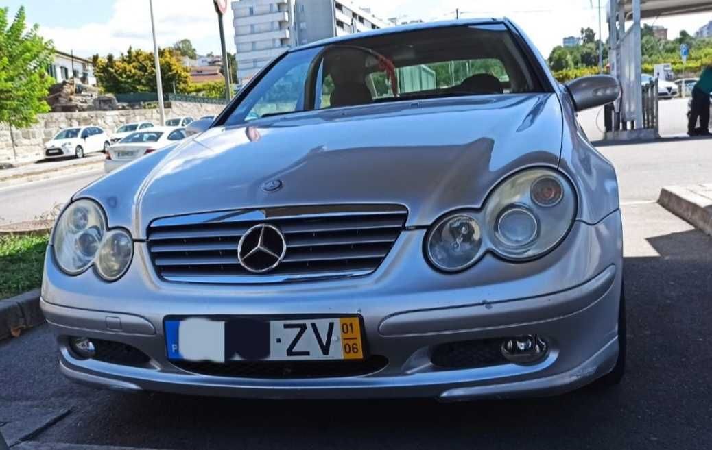 Mercedes C220 Sport Coupé W203