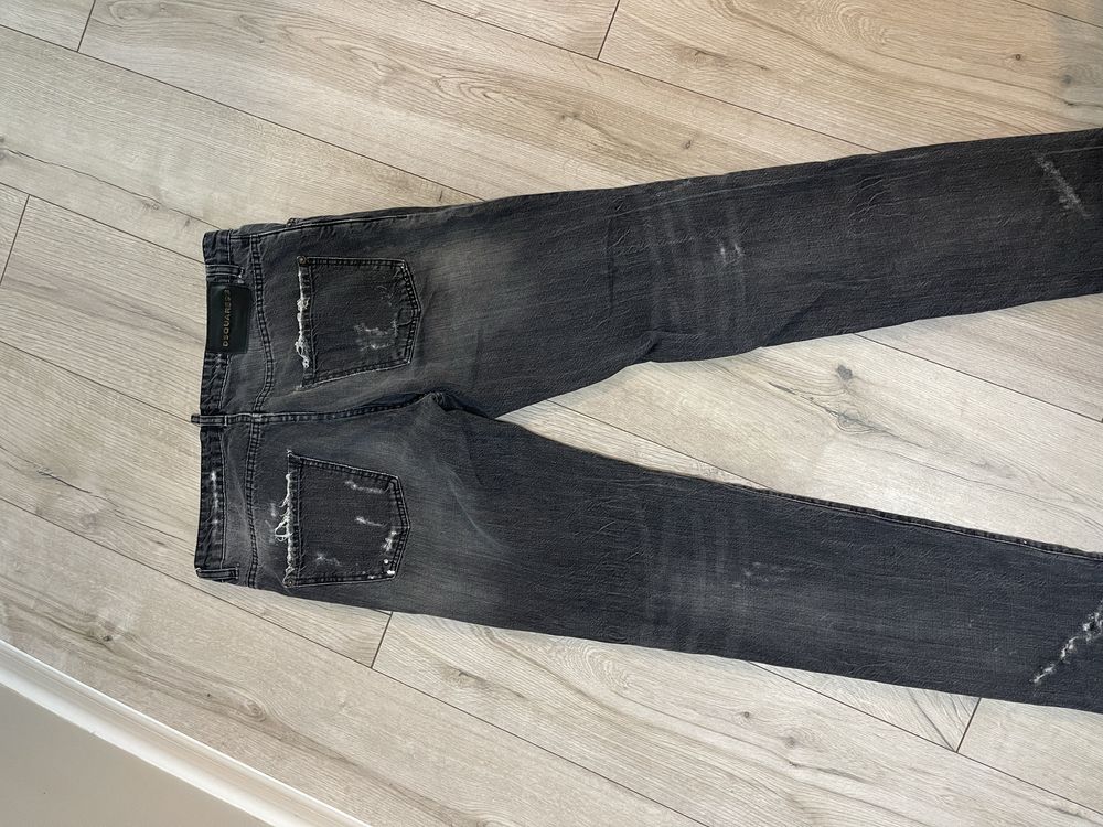 Джинсы мужские Dsquared size 46 2000 грн и Off-White size 30 4000 грн