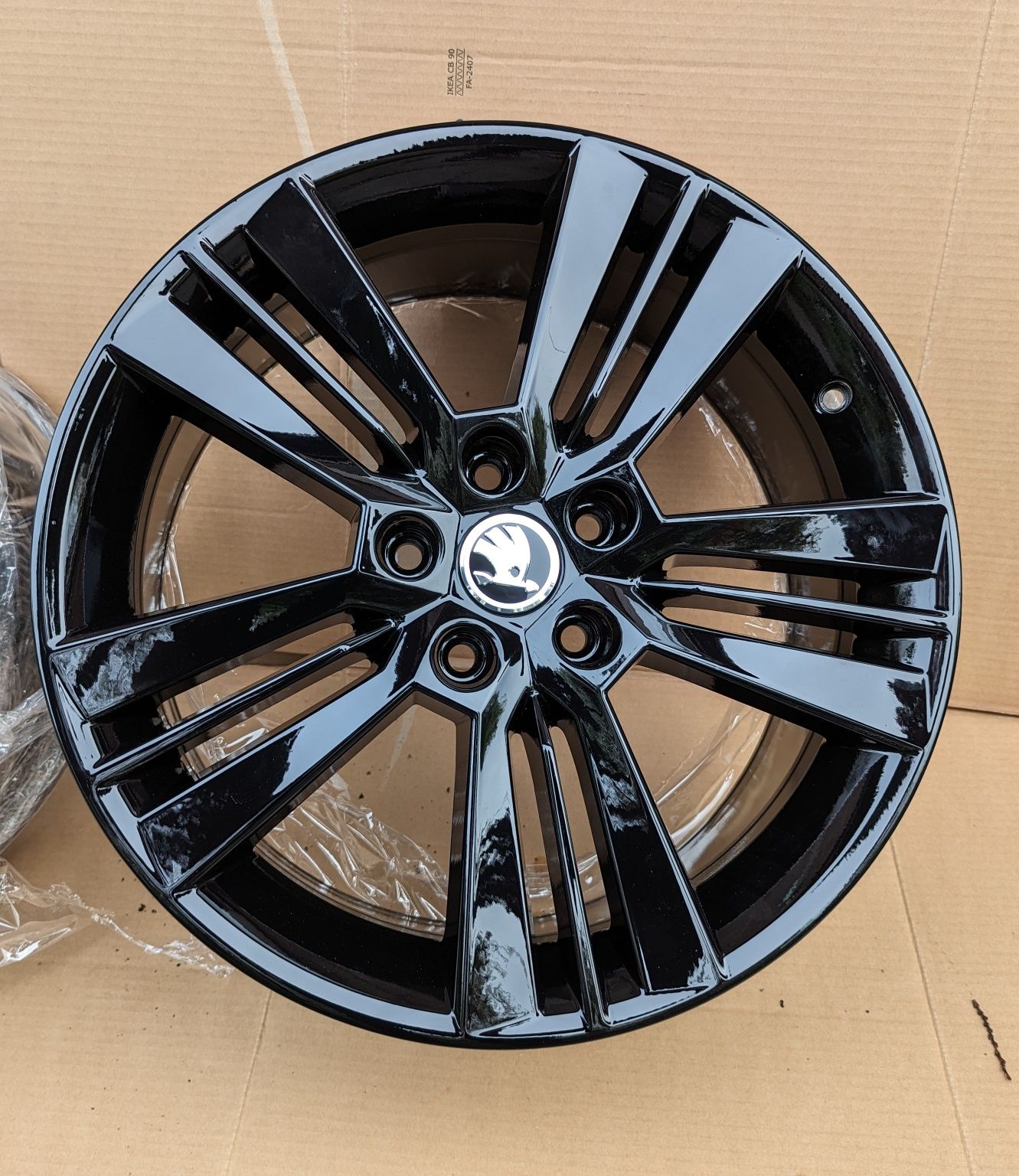 Orginalne Felgi  Skoda RS  18"  5x112