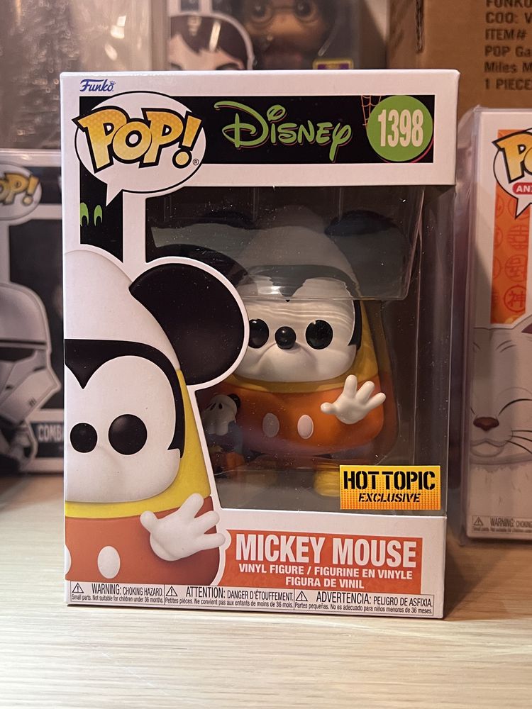 Mickey Mouse 1398 Disney Hot Topic Funko Pop