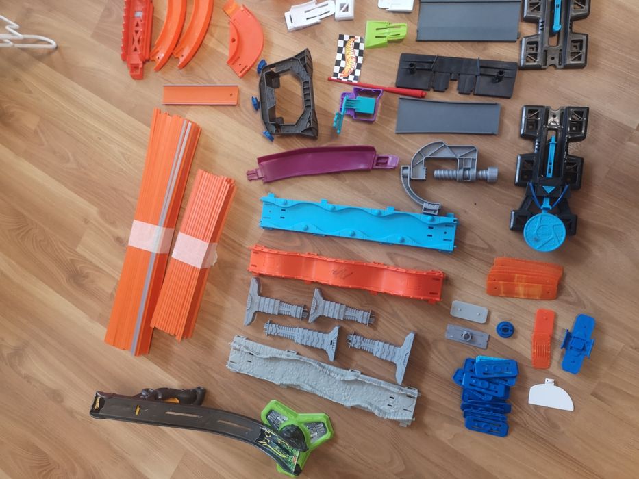 Zestaw hotwheels kilka zestawów