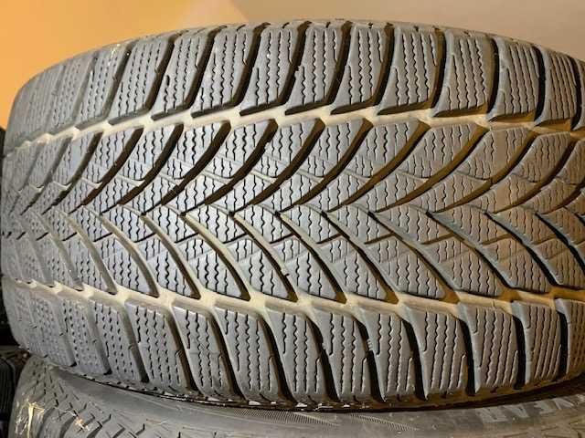 Opony Zimowe Goodyear Ultragrip Ice 2 235/45R17