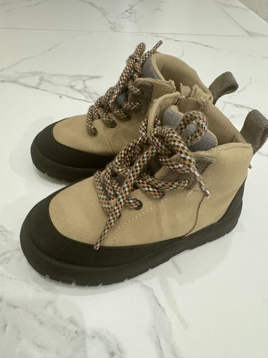 Дитячі черевички Zara