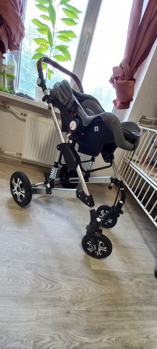 Дитячий візочок з автокріслом 3в1 KESSER