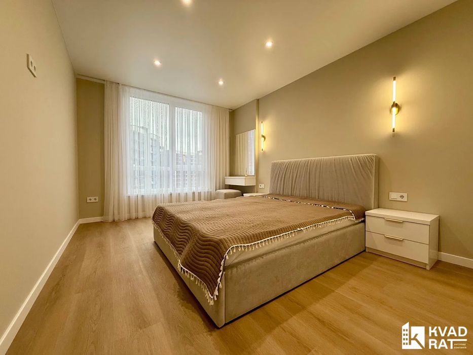 Перша здача ! 1км квартира з балконом !