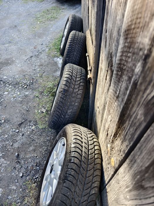 Alufelgi 15 4x114,3 z oponami zimowymi Dębica Frigo   195/65/r15