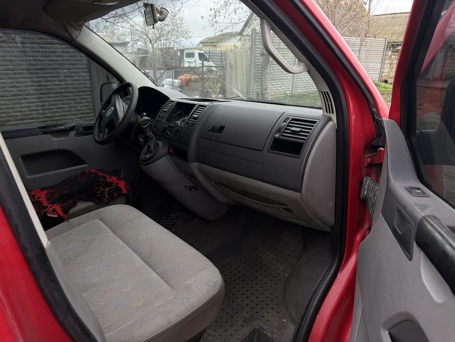 Volksvagen t5 2.5 дизель Автомат   Под ремонт головки