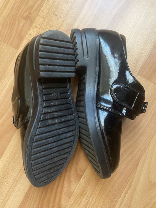 Туфлі дитячі чорні 30 розмір