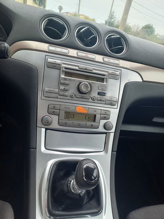 Vendo Ford Galaxy TDCI