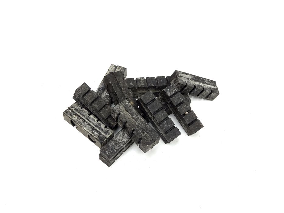 NOWY Klocek hamulcowy Universal Tyler ZZR Romet PRL 42x10 mm