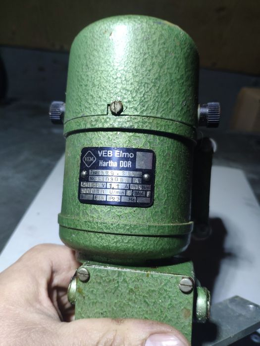 Silnik z przekładnia 230v 1.1 ampera 10 obr.