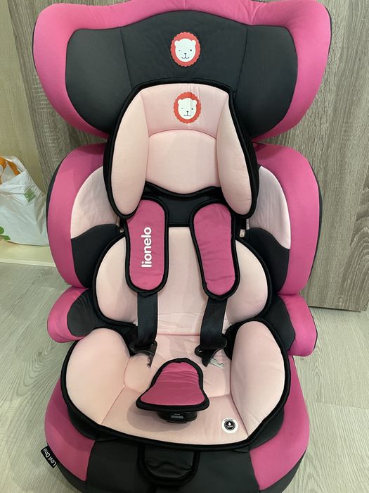Автокрісло Lionelo Levi