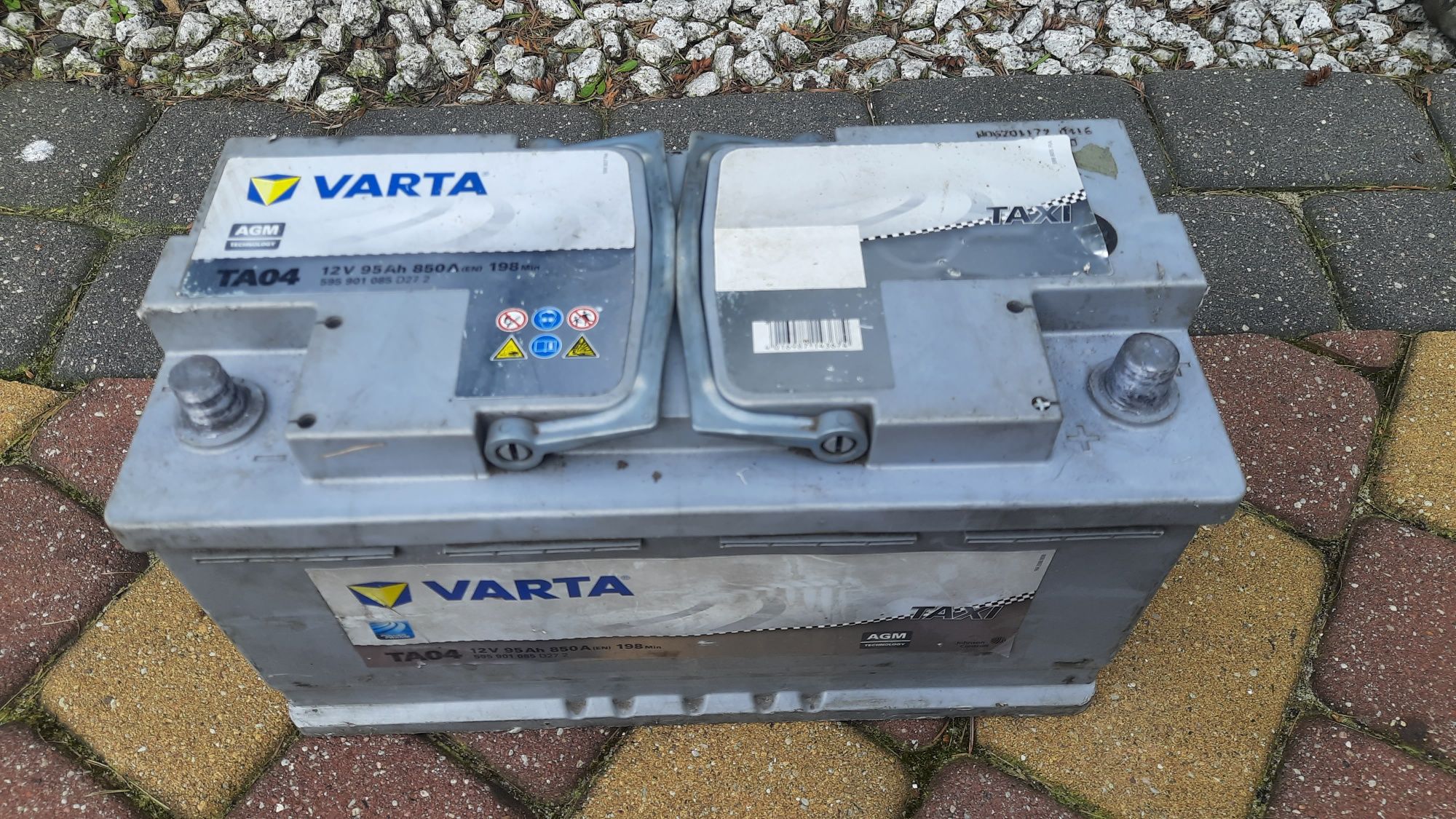 Akumulator  Varta 12v 95ah,  850a ,Agm