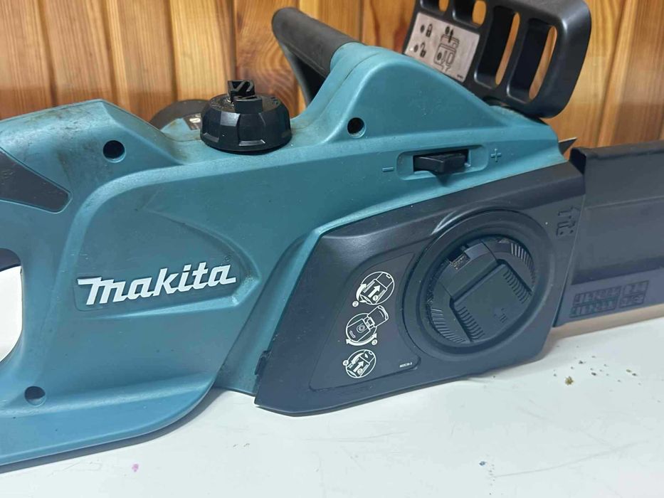 Piła elektryczna MAKITA U3541A