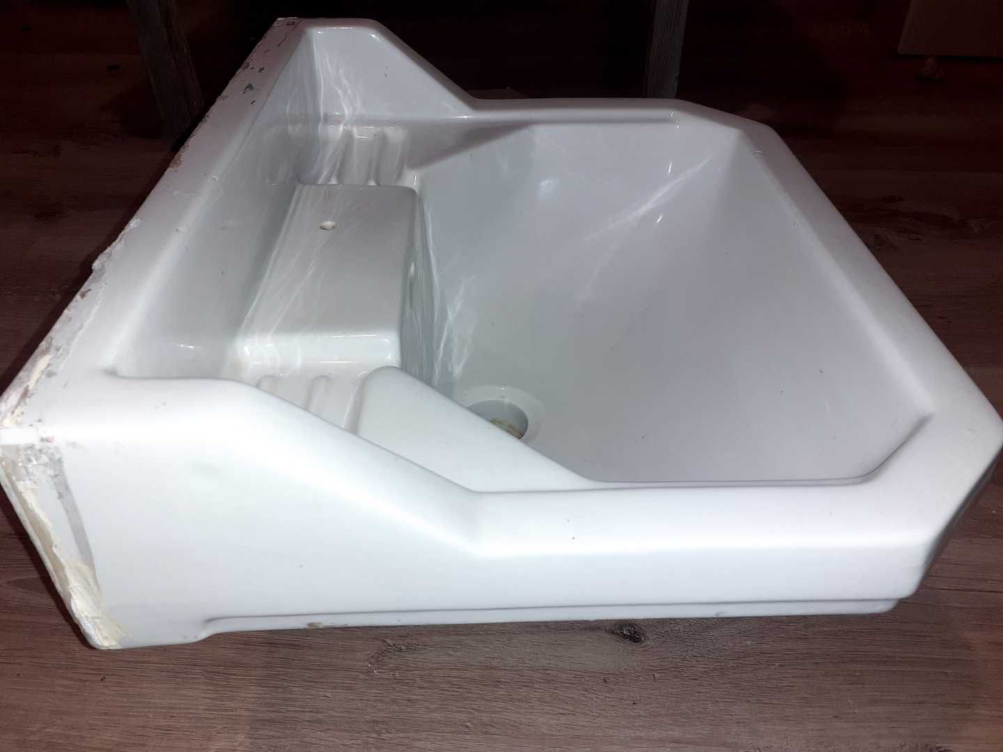 Umywalka PRL Koło 50x40
