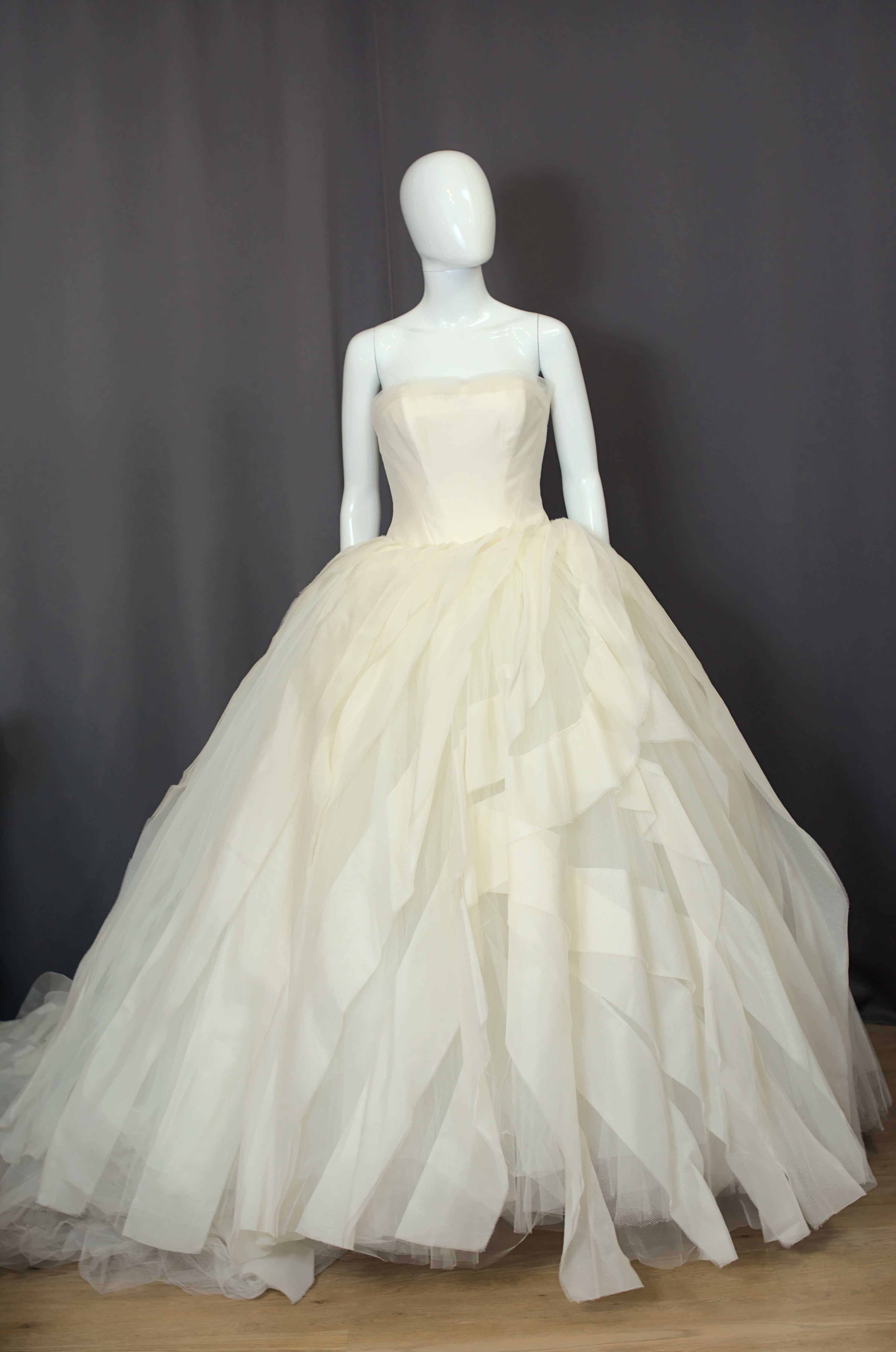Весільна сукня Vera Wang. Оригінал. Продаж. Оренда. Свадебное платье.