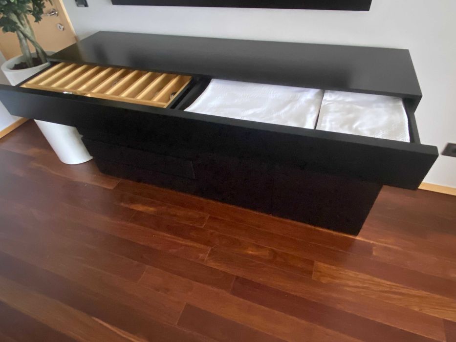 Conjunto Aparador e Espelho/Moldura em Wengué