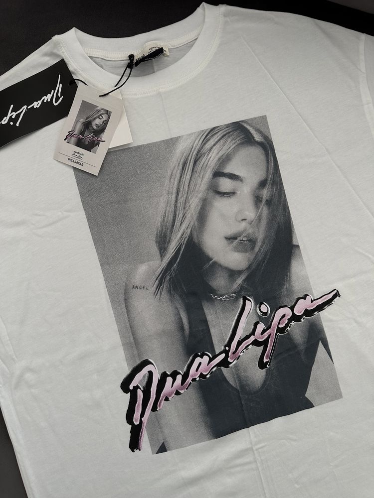 T-shirt Dua Lipa Pull and Bear nova