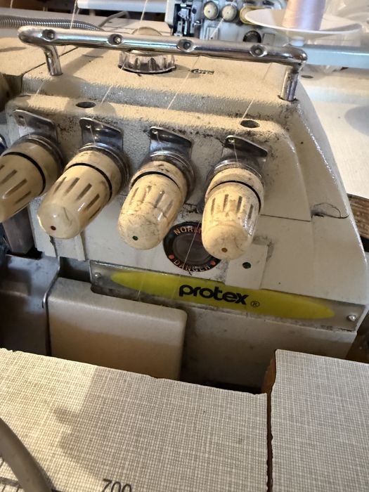 Продам оверлок чотириниткови PROTEX, 380 V