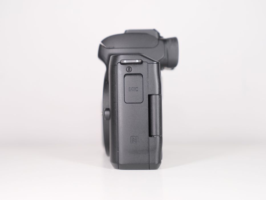 Canon EOS M50 + 18-150mm f/3.5-6.3 IS STM + гарантія / без передоплат