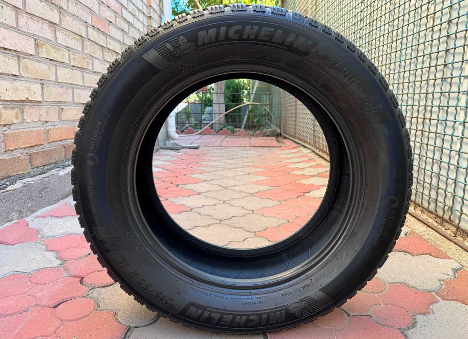 Зимові Michelin Alpin 6, 215-55-R16, 7мм. 2022р