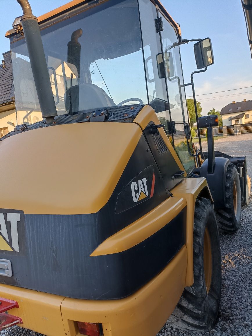 Ładowarka Cat 906