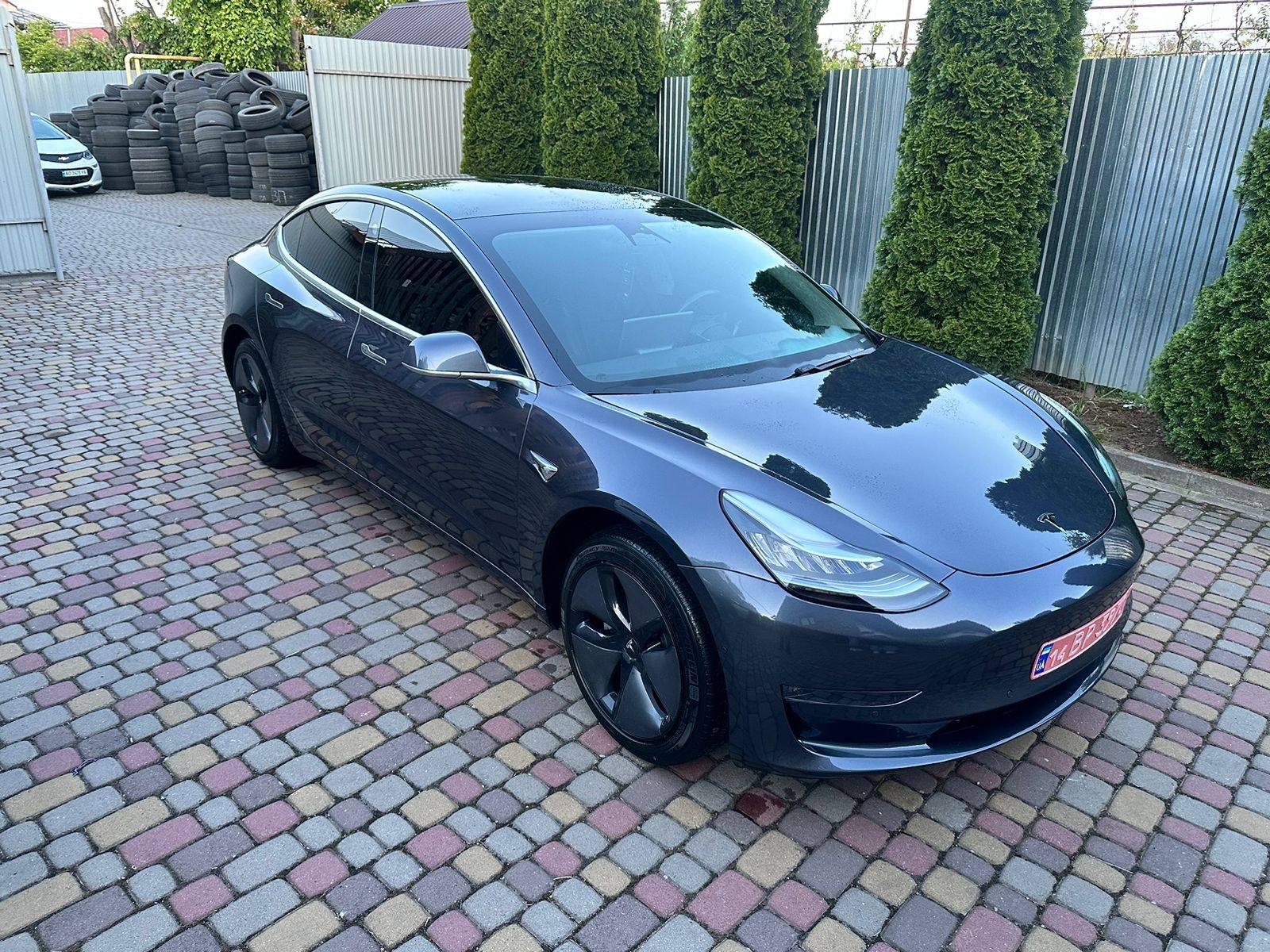 Tesla Model 3 Longe Range