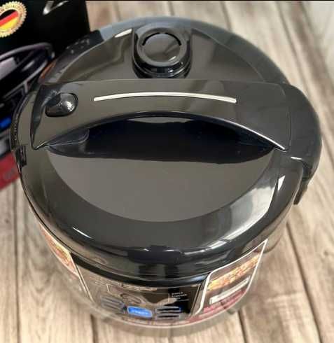 НЕМЕЦКАЯ Мультиварка Zepline ZP-060, 1800 Вт,объем 5 л,пароварка НОВАЯ