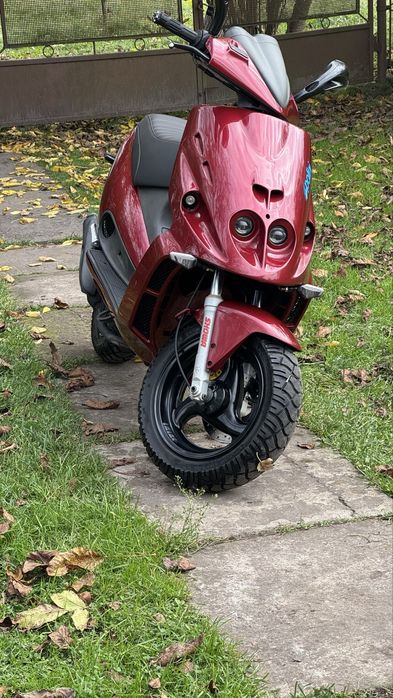 Скутер Malaguti F12