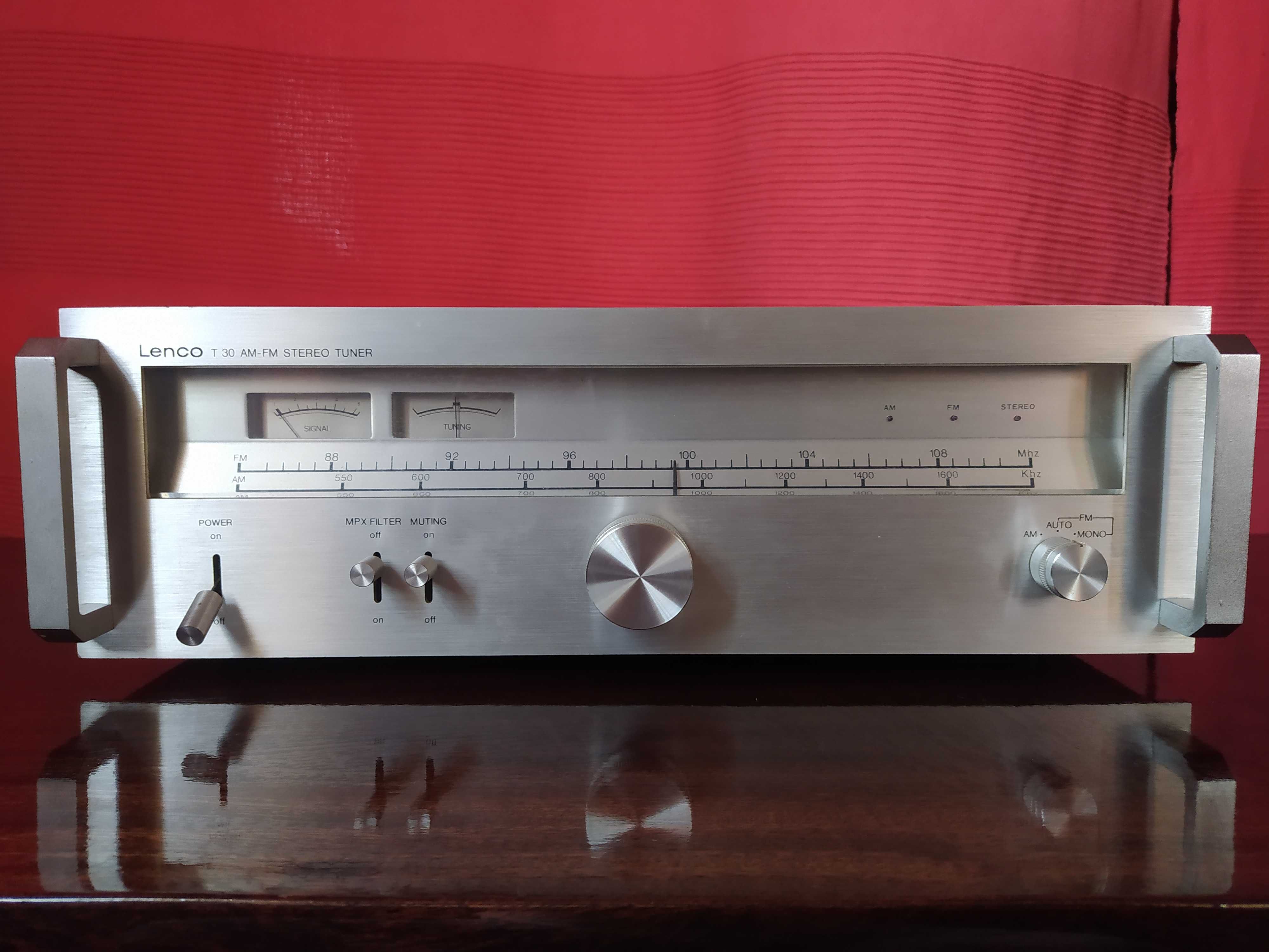 Тюнер Lenco T-30 AM-FM Stereo