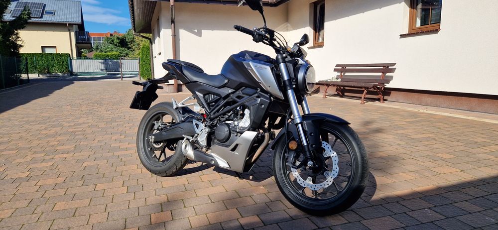 Sprzedam Honda cb 125 r