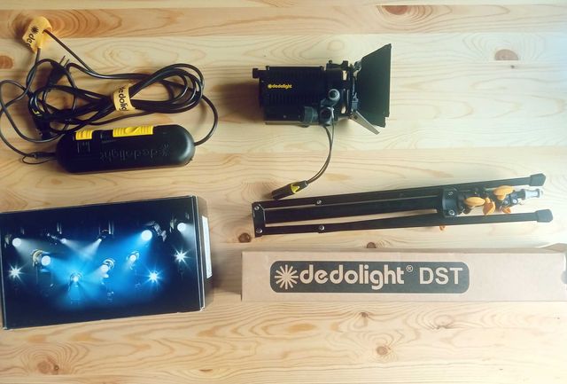 Lampa asferyczna fotograficzna  Dedolight  DLH4  zasilacz oświetlenie