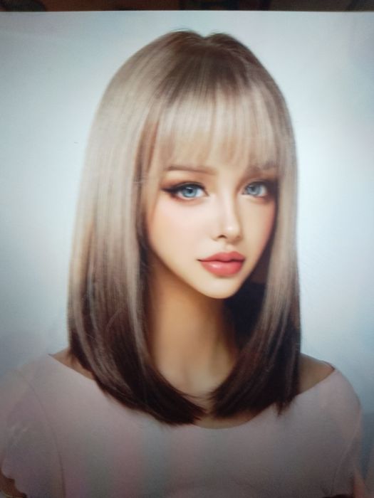 Эффектный термостойкий парик каре