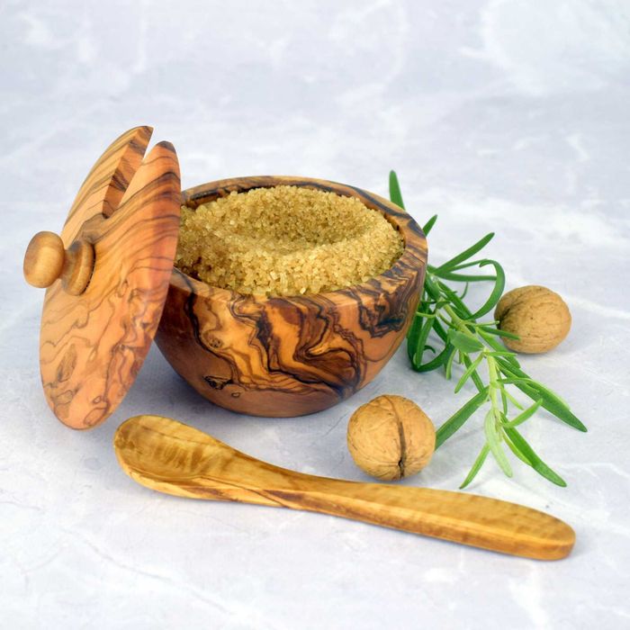 Cukiernica 9 cm drewno oliwne – z łyżeczką, pokrywką, rękodzieło