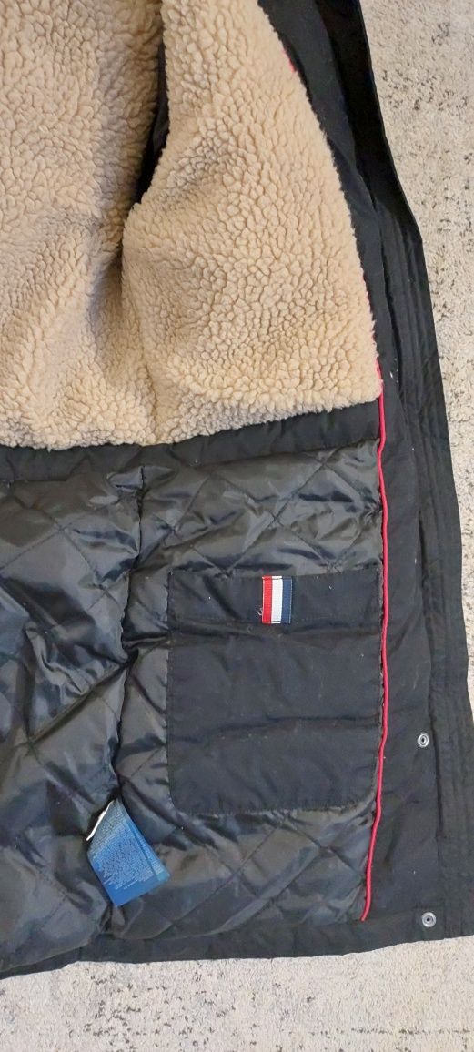 Zimowa damska kurtka Tommy hilfiger  XS S
