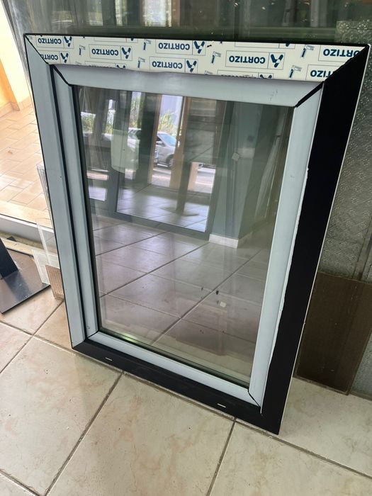 Janela PVC vidro duplo