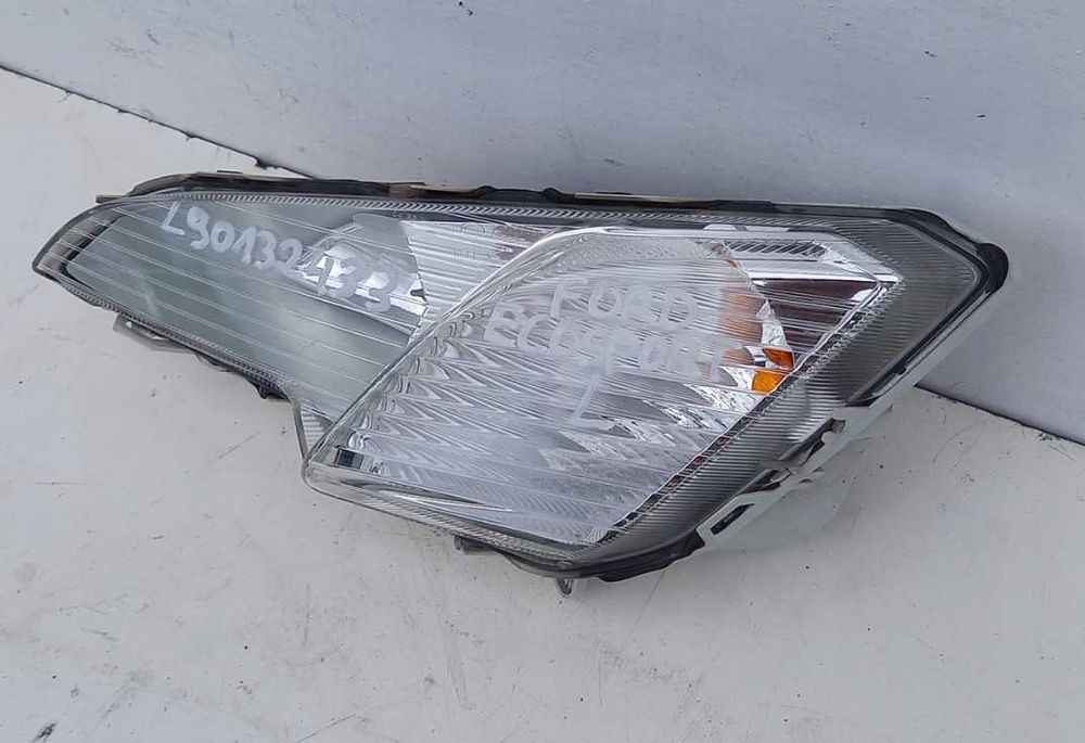 Фара левая правая Ford EcoSport II MK2 ксенон led лед галоген рест USA