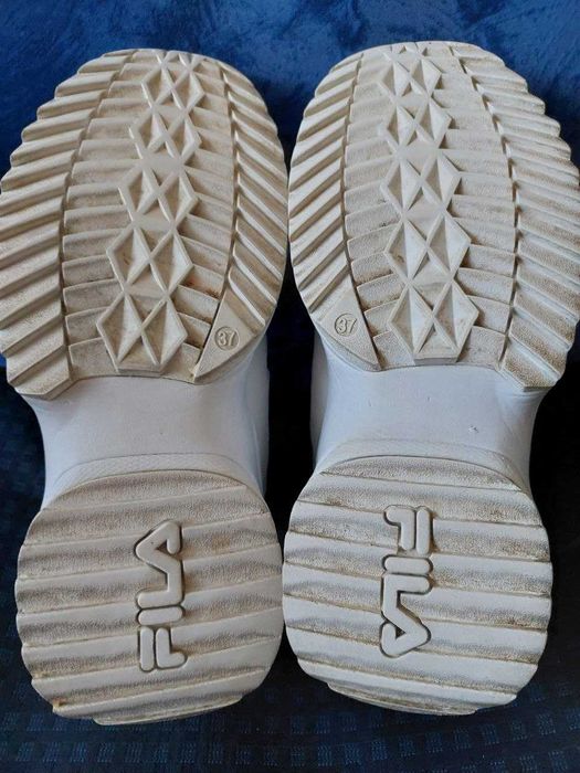 Кросівки Fila білі