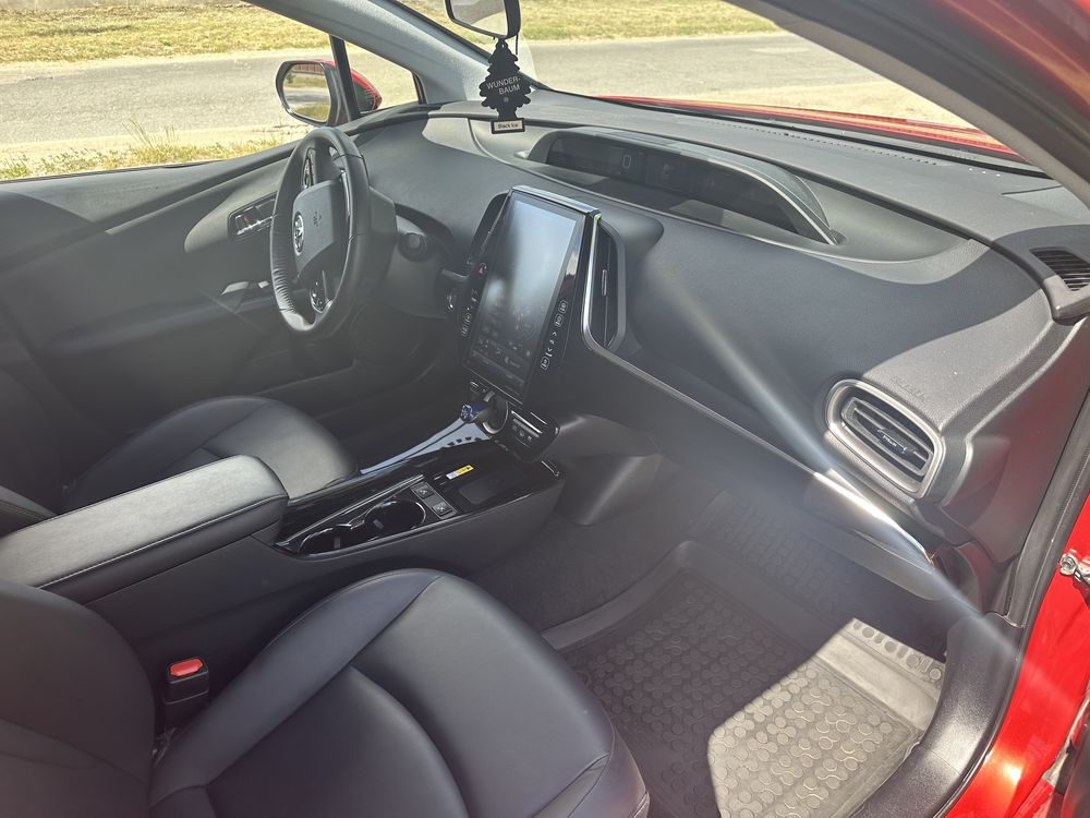 Prius plug-in 2021r