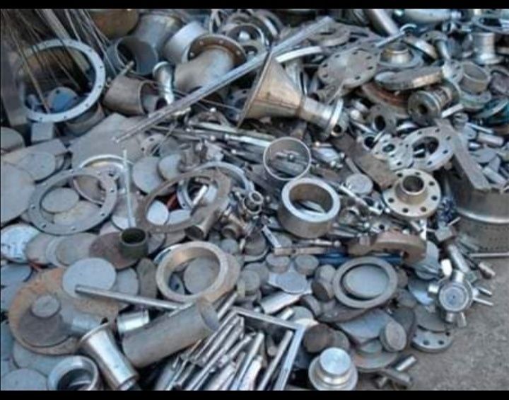 Recolho todo o tipo de sucata