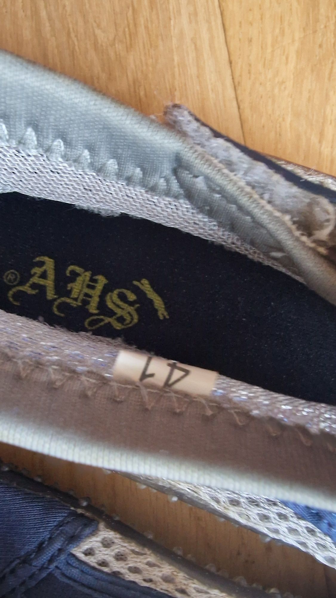 Buty do wody 41 zapinane