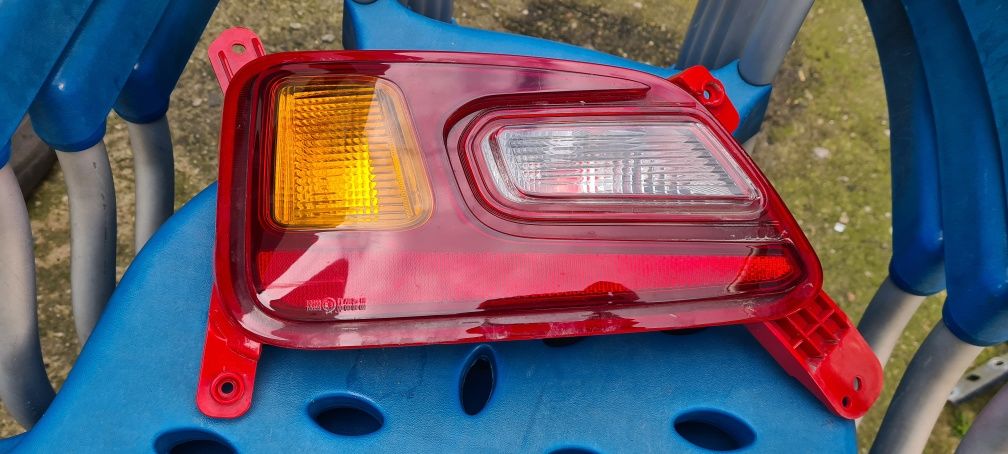 LAMPA LEWA TYLNA LEWA hyundai kona Wiązka pdc