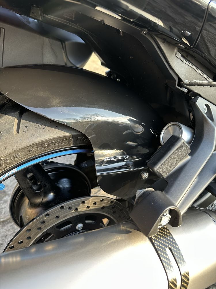 Yamaha FJR 1300 stan salonowy