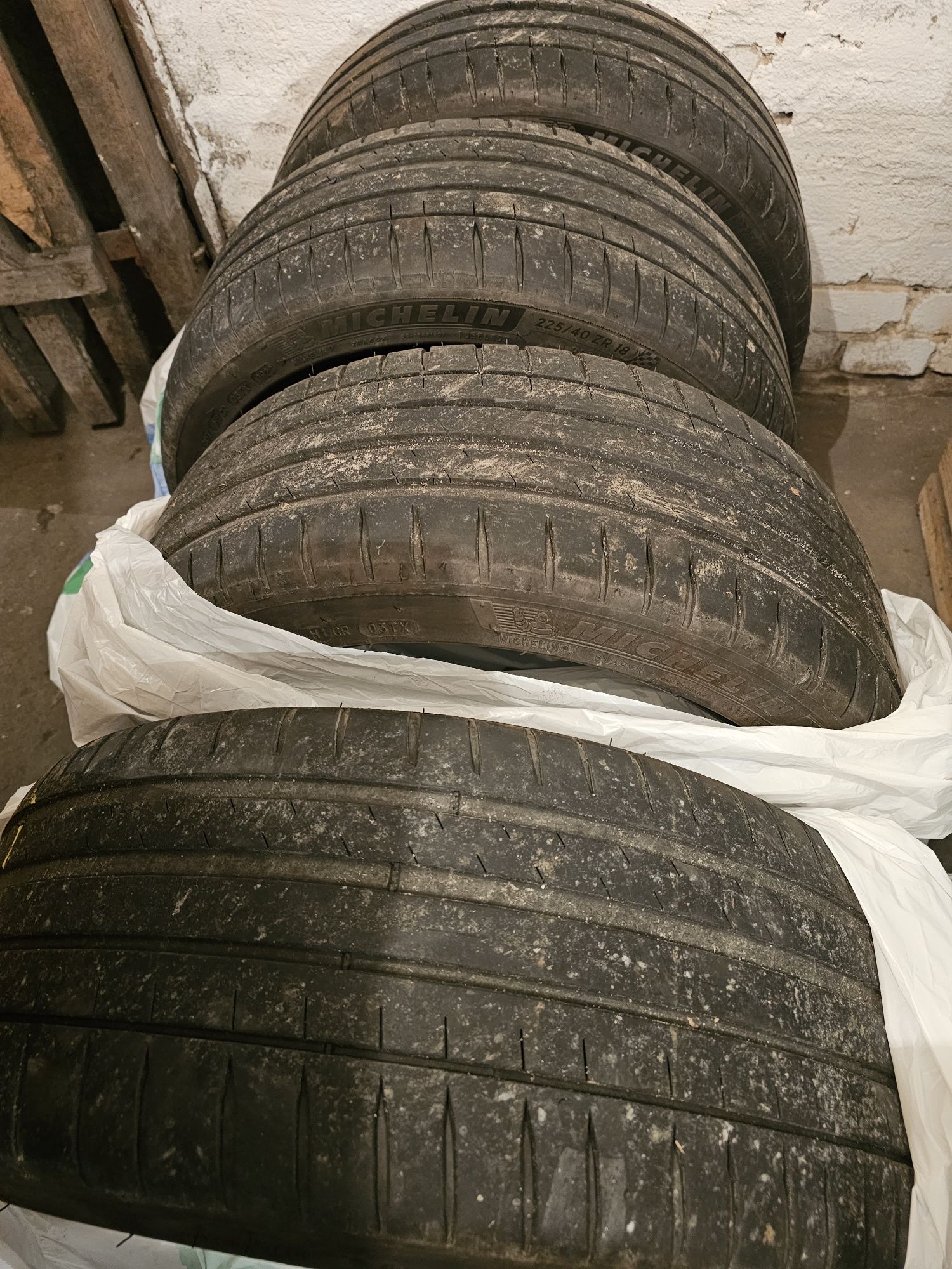 Opony letnie Michelin Pilot Sport 4 rozm. 225/40 R18