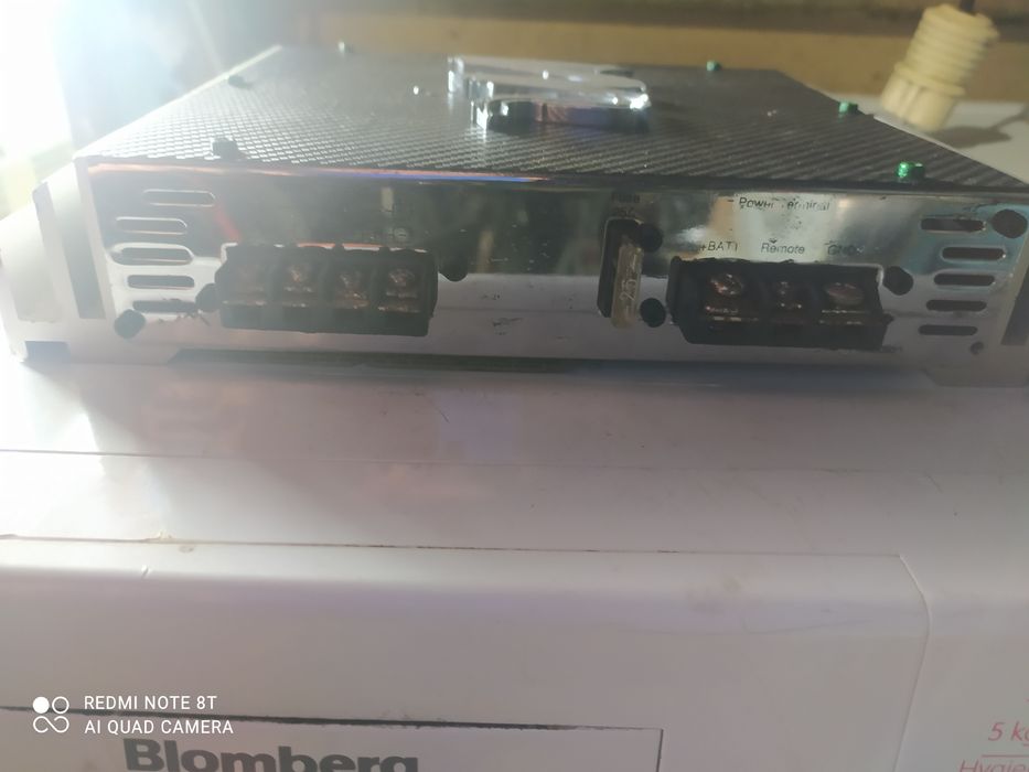 Amplificador de som MACRON 250W (NEGOCIÁVEL)